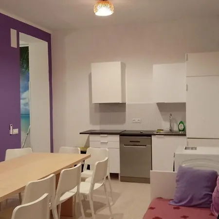 10 2 Appartement Bari