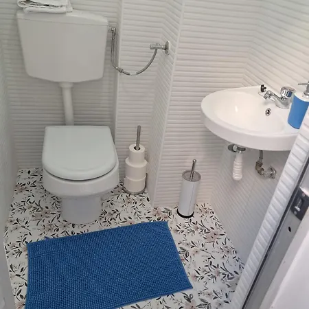 10 2 Appartement Bari